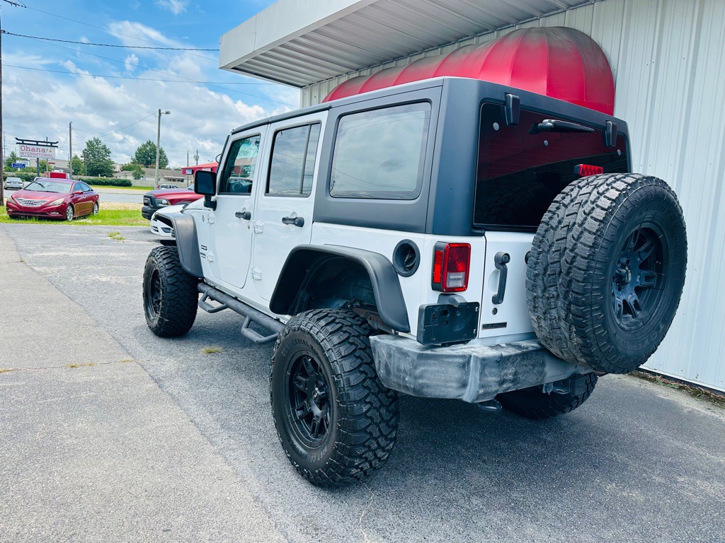 2017 Jeep Wrangler Unlimited Image 4