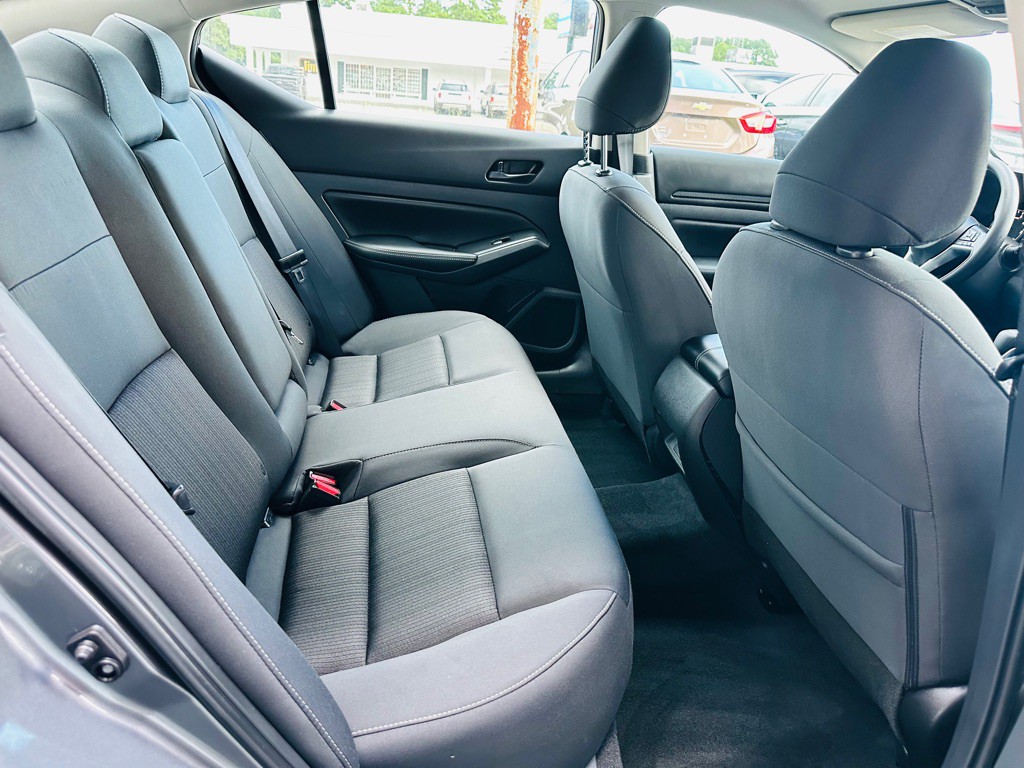 2025 Nissan Altima Image 6