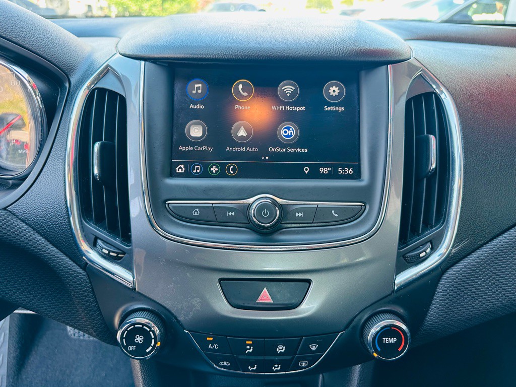 2019 Chevrolet Cruze Image 11