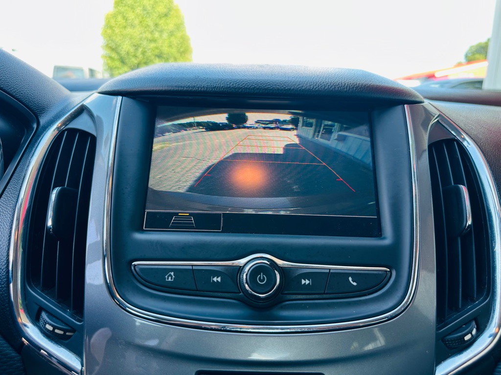 2019 Chevrolet Cruze Image 12