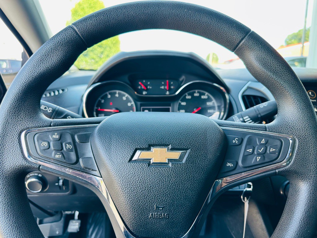 2019 Chevrolet Cruze Image 13