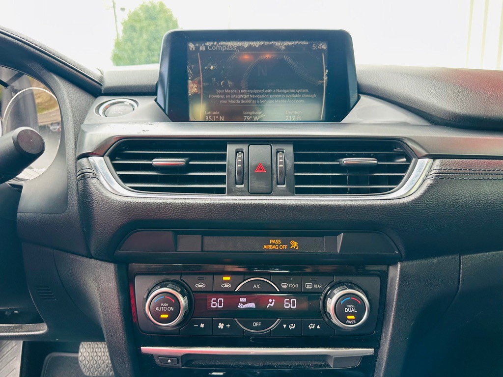 2017 Mazda Mazda6 Image 11