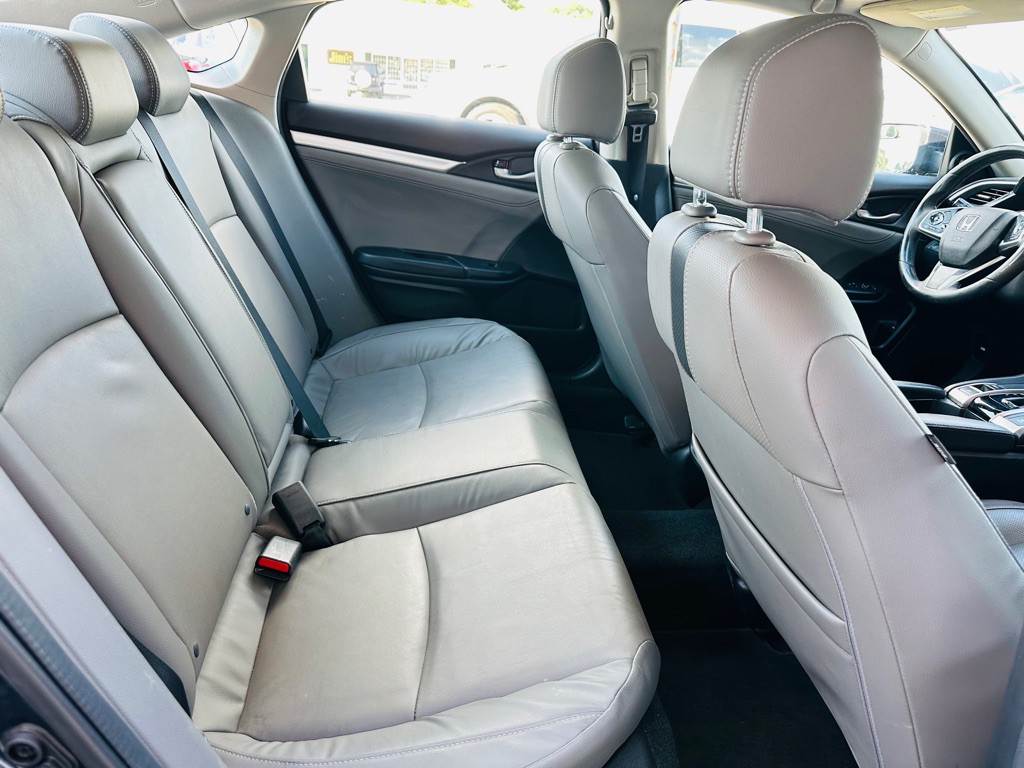 2017 Honda Civic Image 7