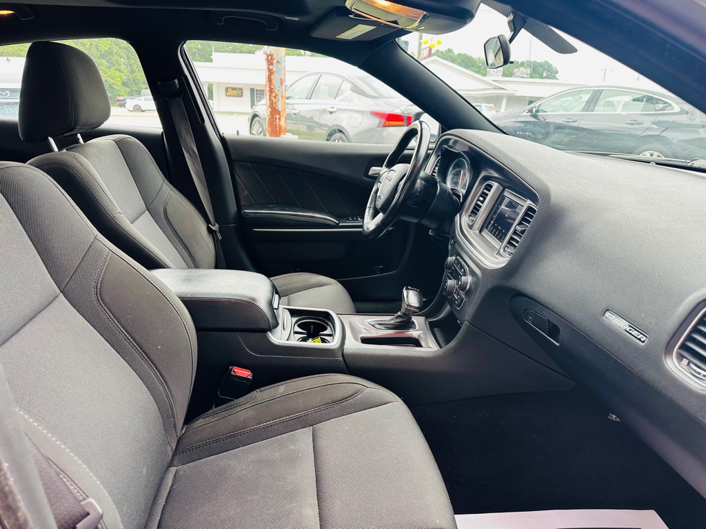 2019 Dodge Charger Image 8