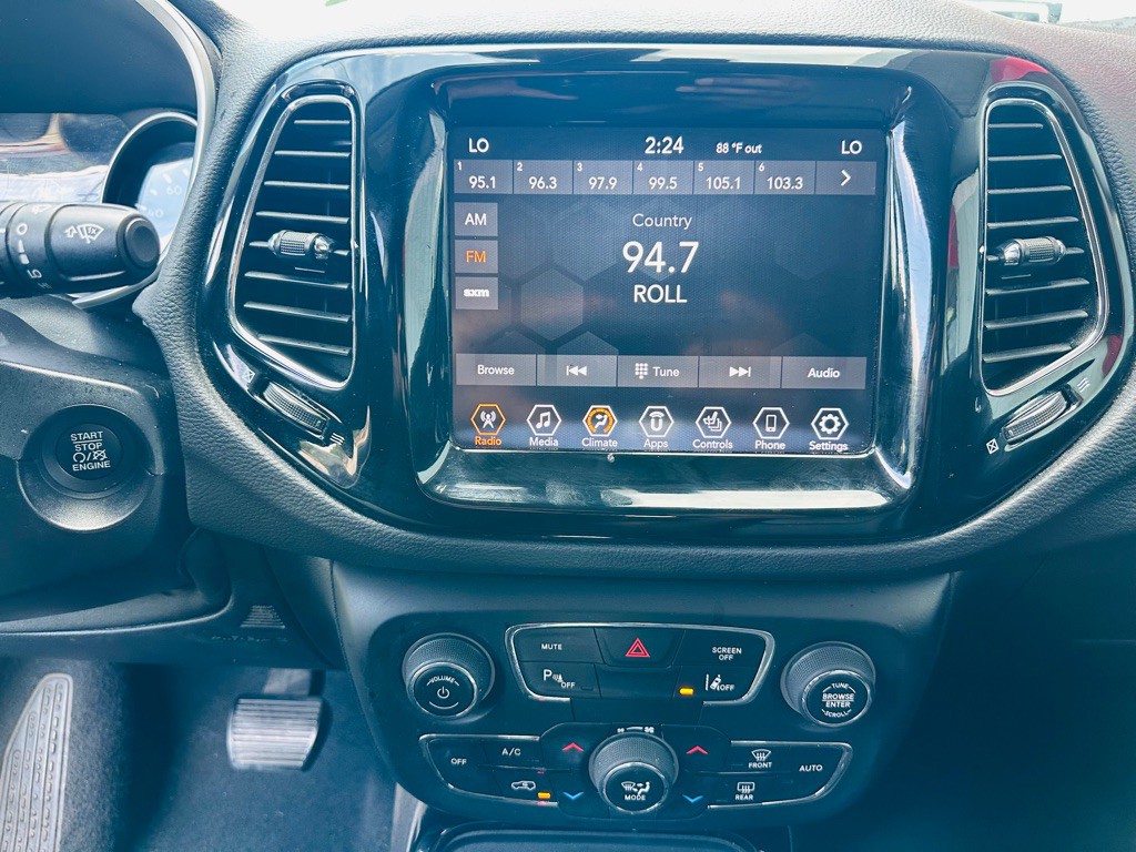 2021 Jeep Compass Image 14