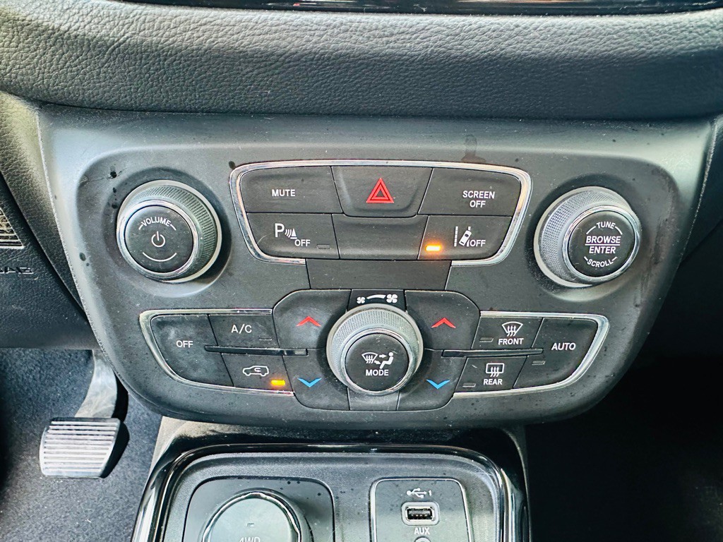 2021 Jeep Compass Image 17