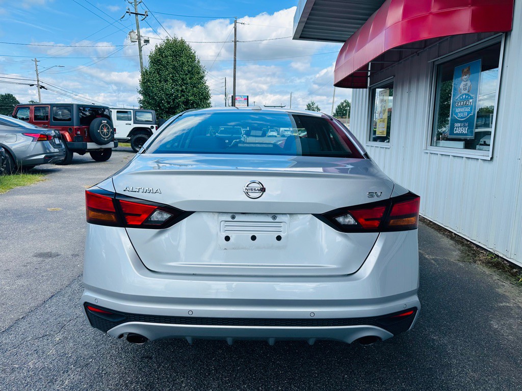 2019 Nissan Altima Image 5