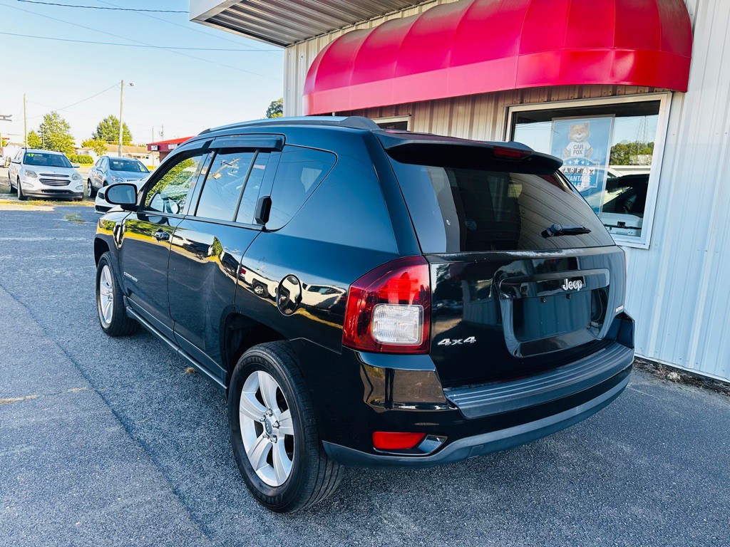 2015 Jeep Compass Image 4