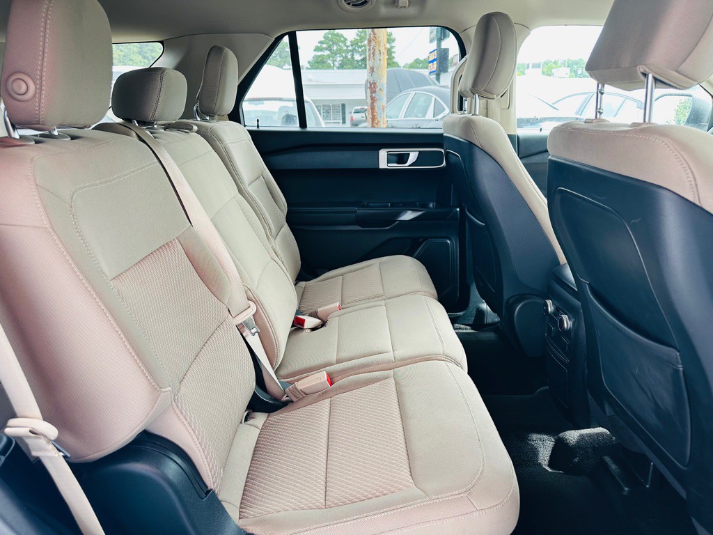 2020 Ford Explorer Image 11