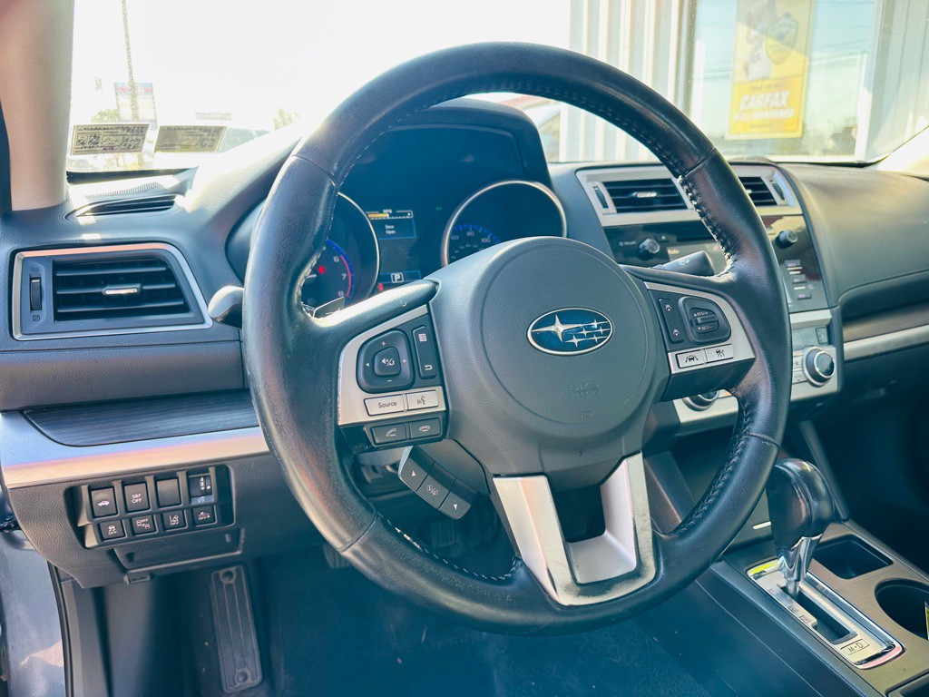 2016 Subaru Legacy Image 11