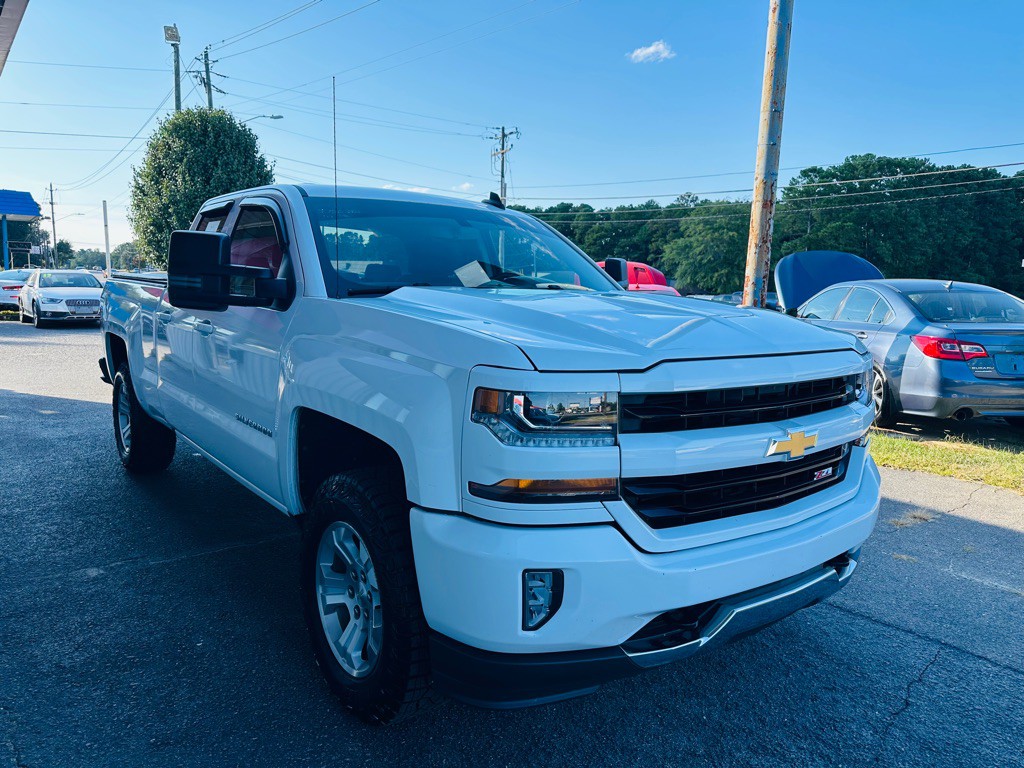 2019 Chevrolet Silverado 1500 Image 3