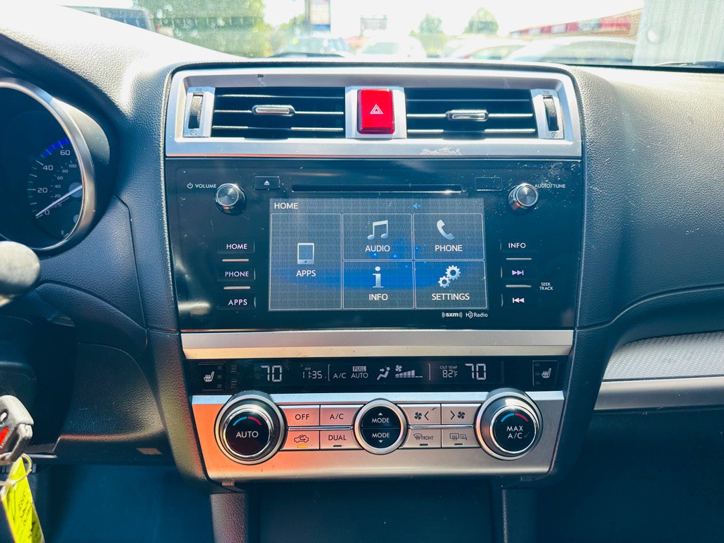 2015 Subaru Outback Image 14