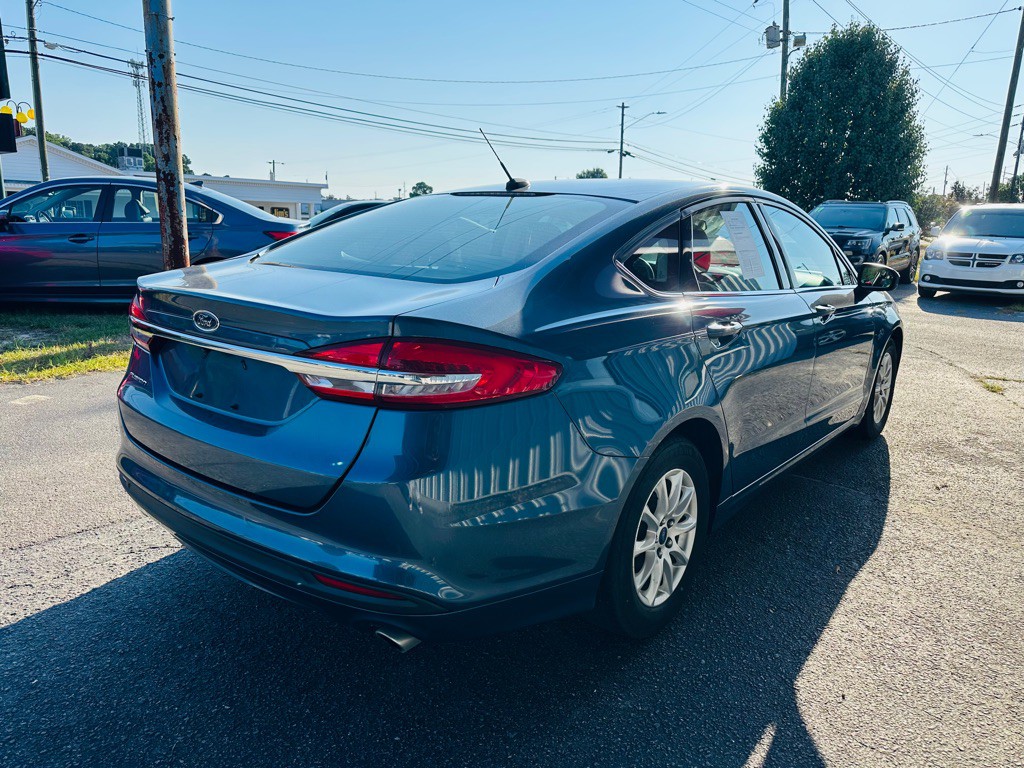 2018 Ford Fusion Image 6