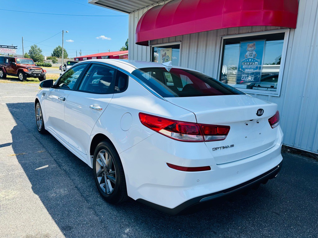 2019 Kia Optima Image 4