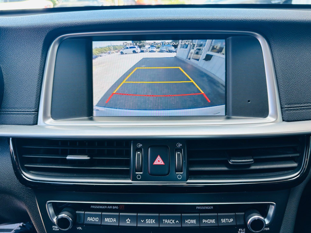 2019 Kia Optima Image 14