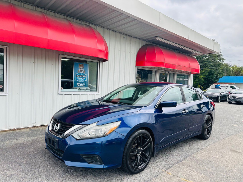 2016 Nissan Altima Image 1