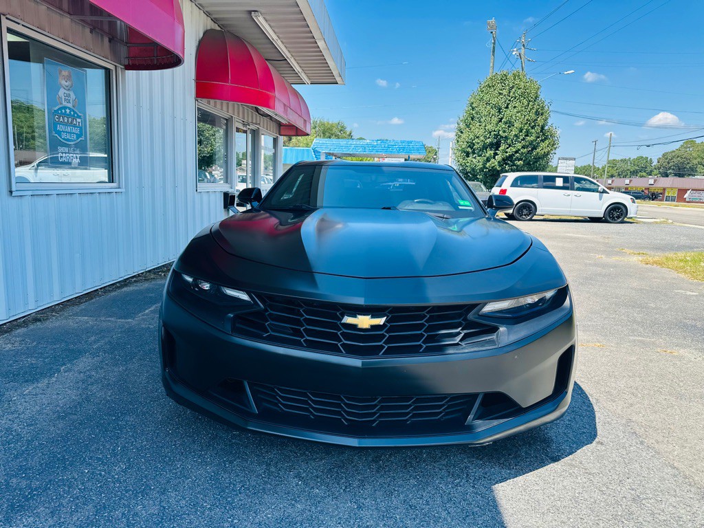2019 Chevrolet Camaro Image 2