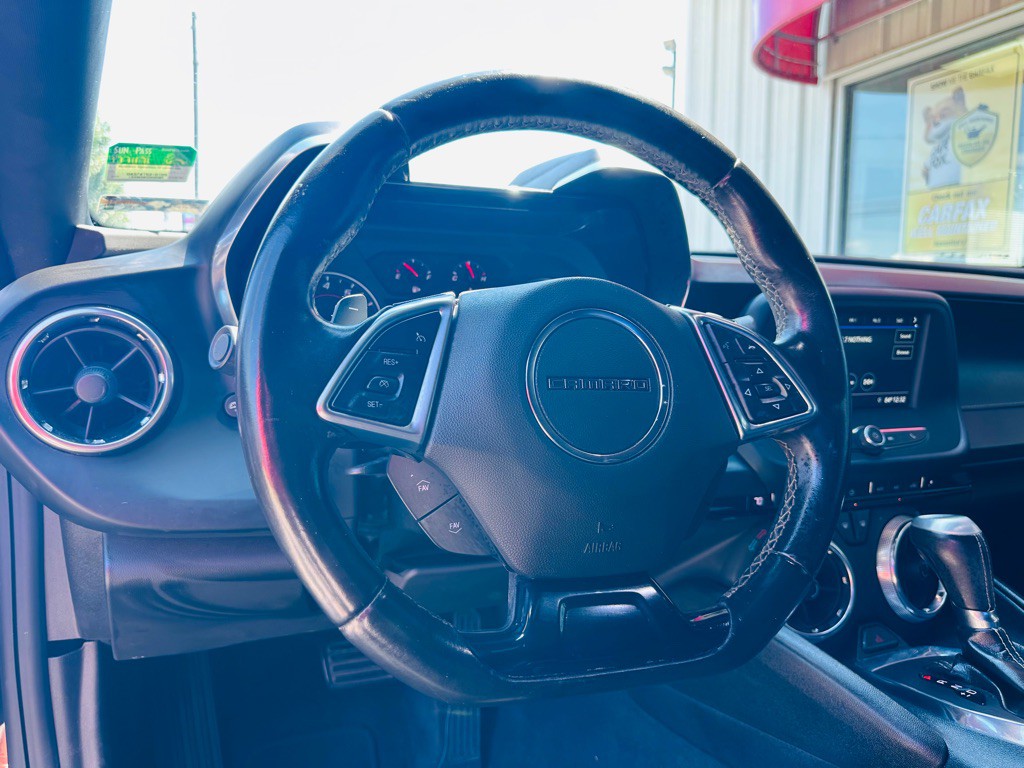 2019 Chevrolet Camaro Image 10