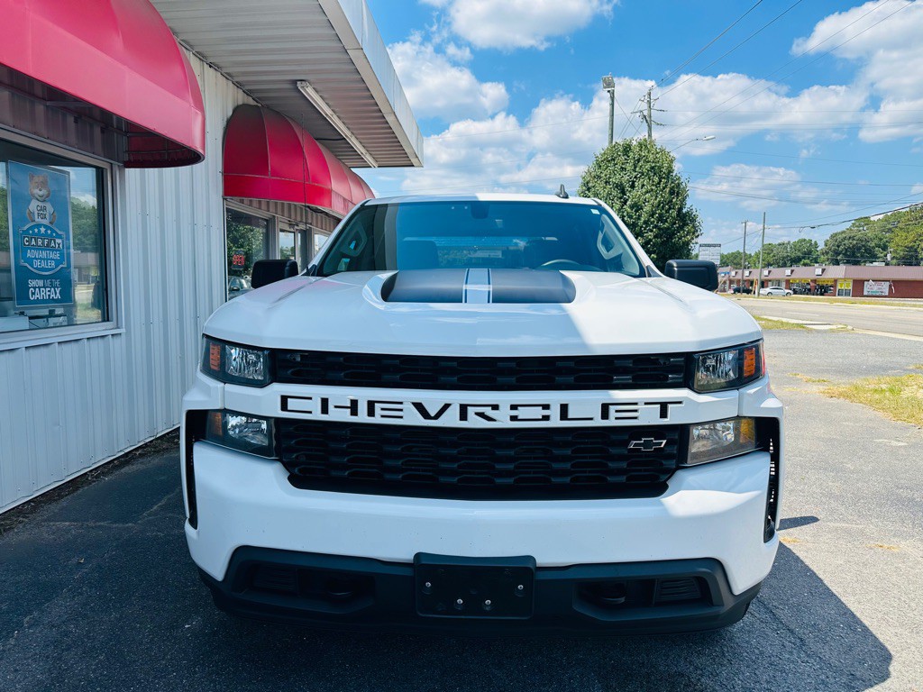 2021 Chevrolet Silverado 1500 Image 2