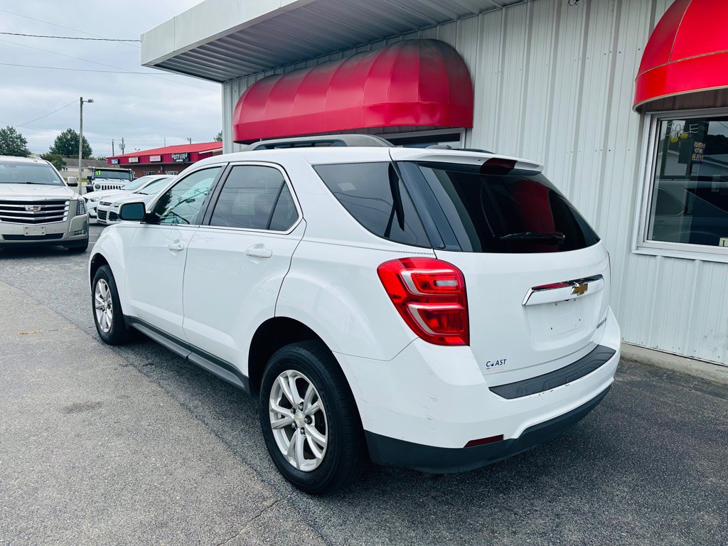 2017 Chevrolet Equinox Image 4