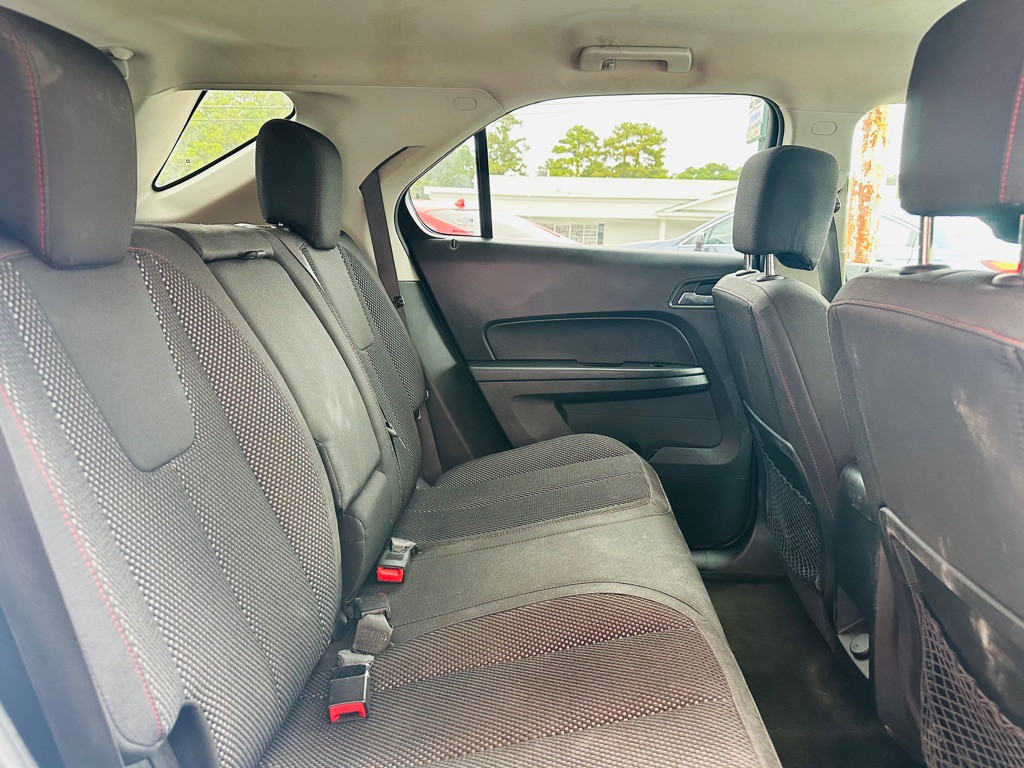 2017 Chevrolet Equinox Image 7