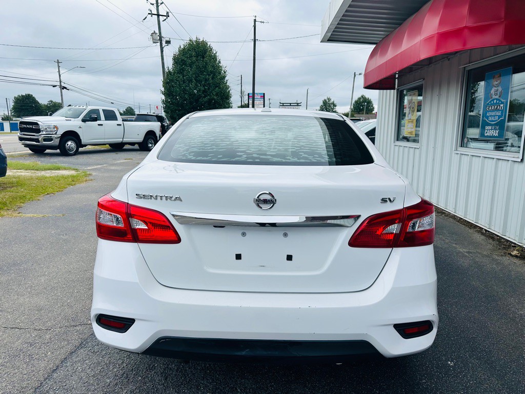 2017 Nissan Sentra Image 5