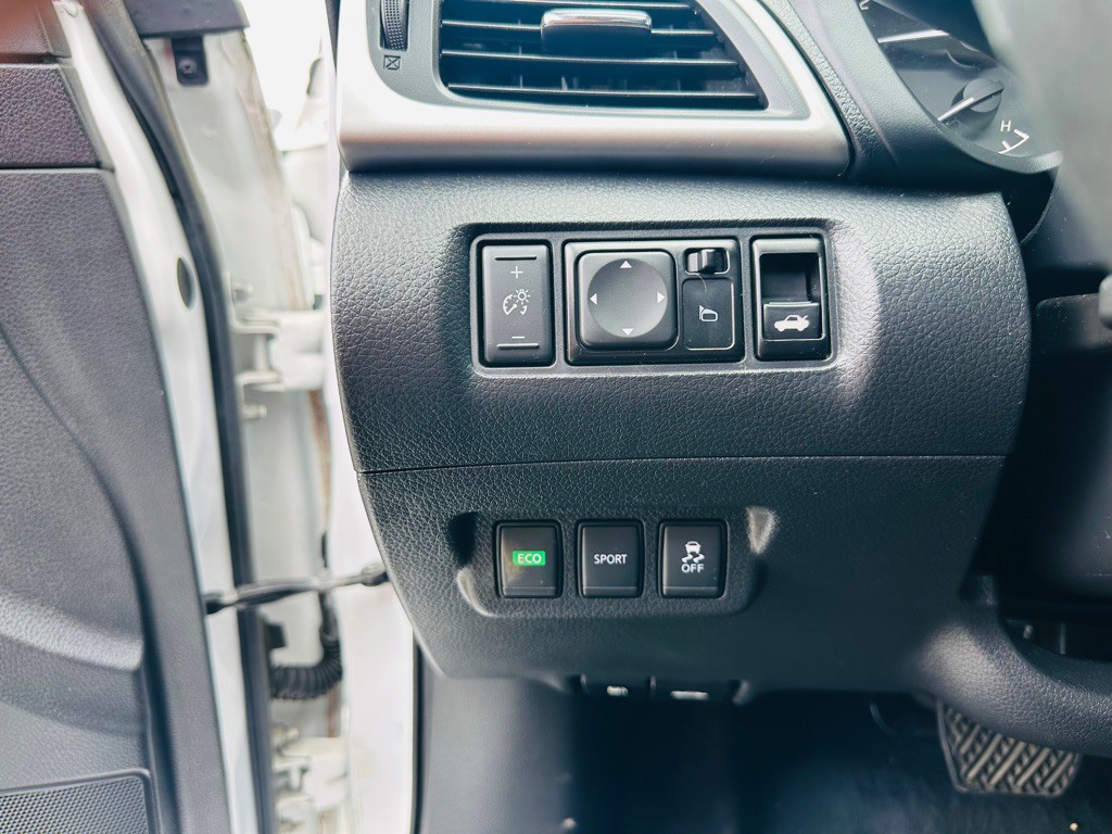 2017 Nissan Sentra Image 11
