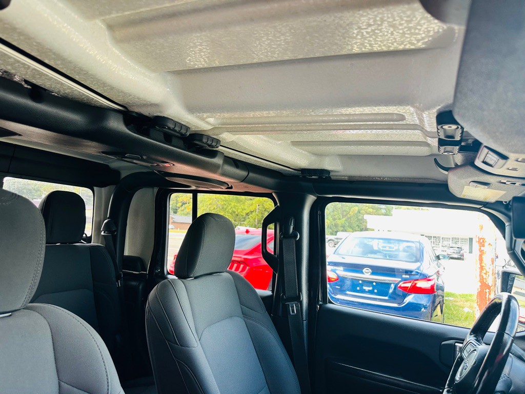 2021 Jeep Gladiator Image 11