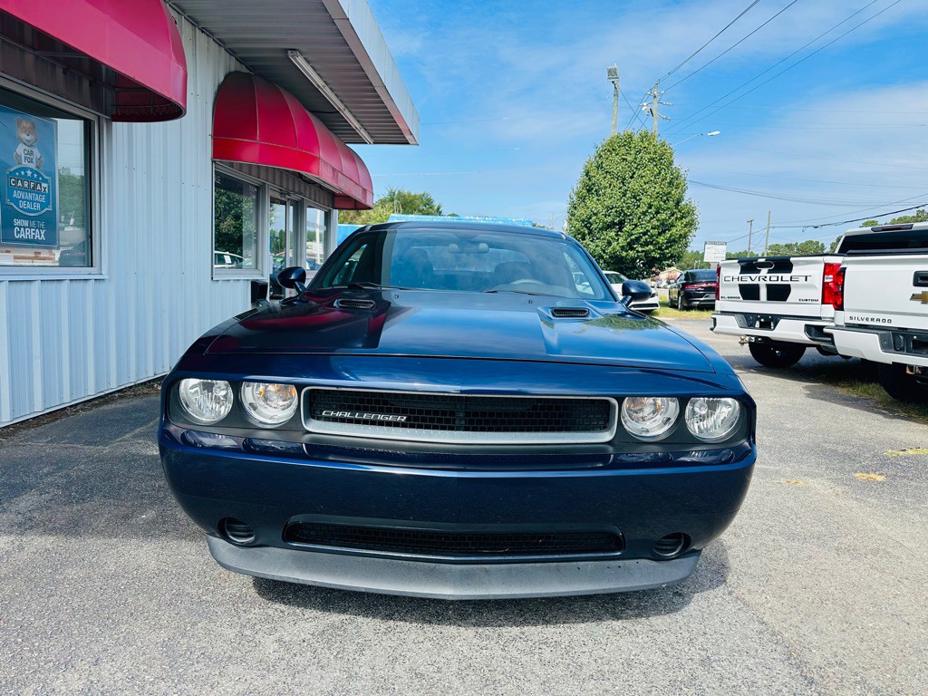 2013 Dodge Challenger Image 2