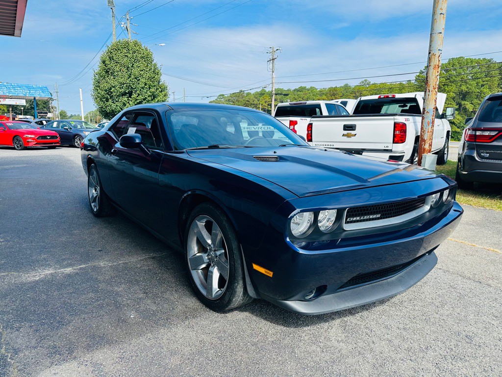 2013 Dodge Challenger Image 3