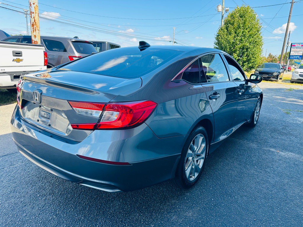 2019 Honda Accord Image 6