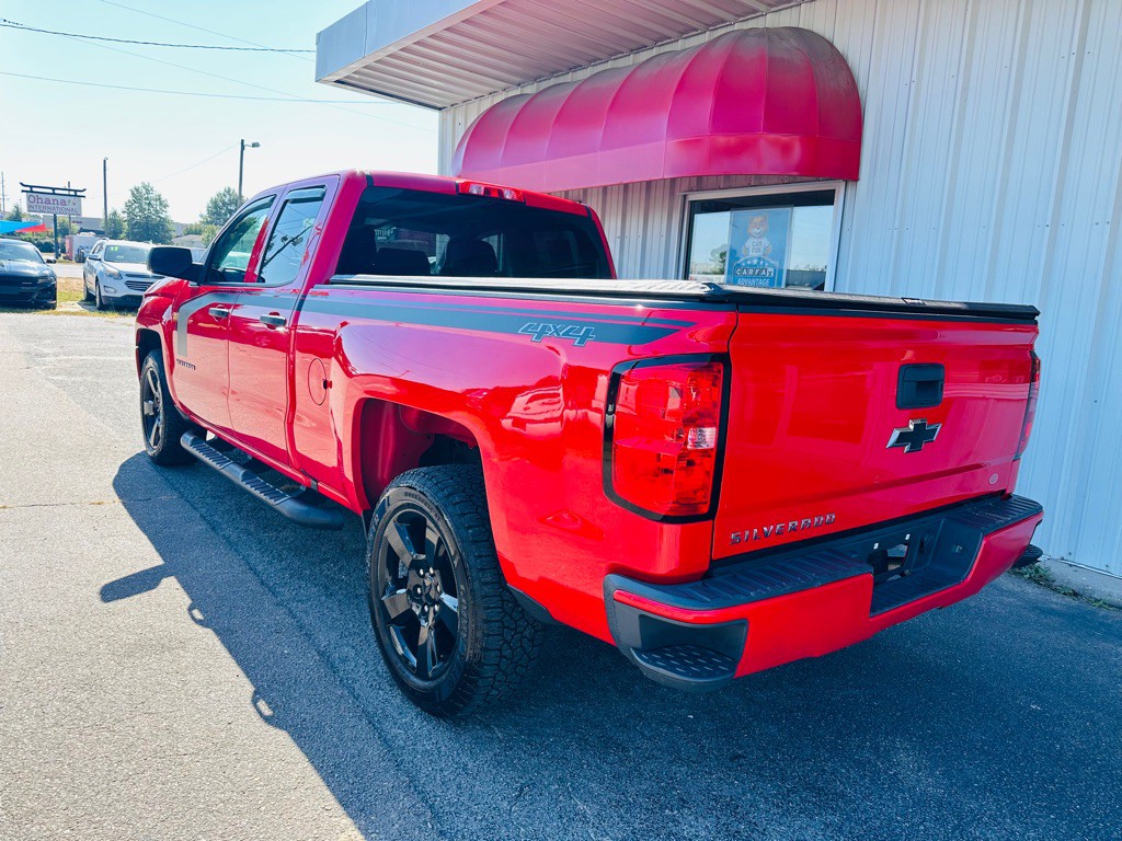 2018 Chevrolet Silverado 1500 Image 4