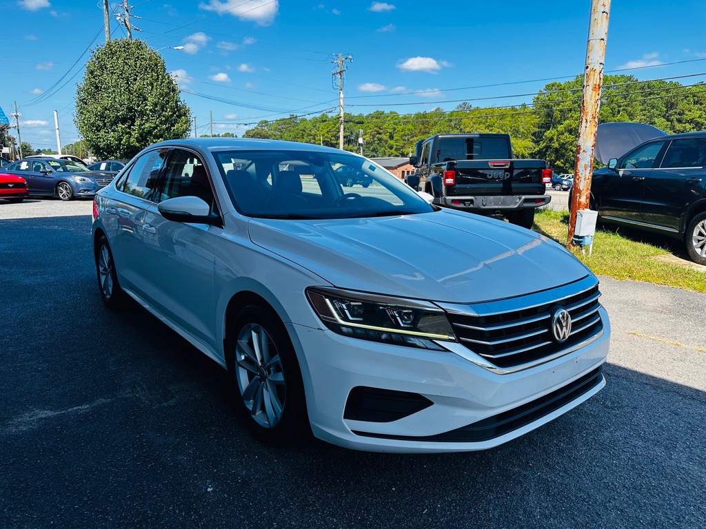 2020 Volkswagen Passat Image 3