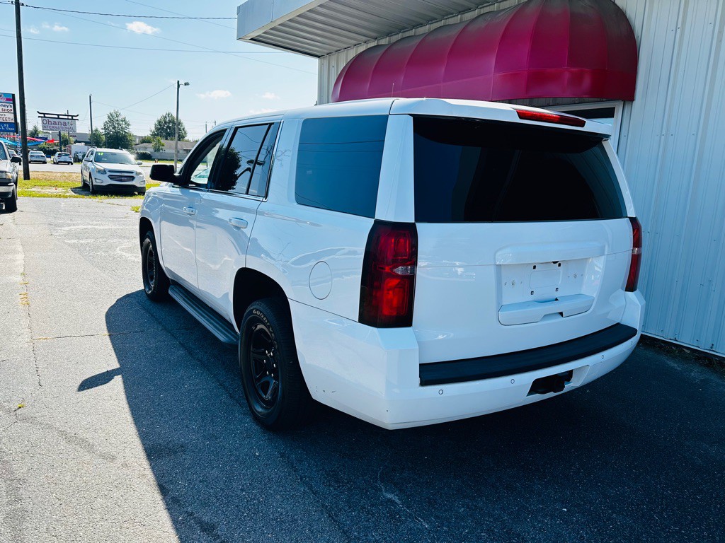 2017 Chevrolet Tahoe Image 4
