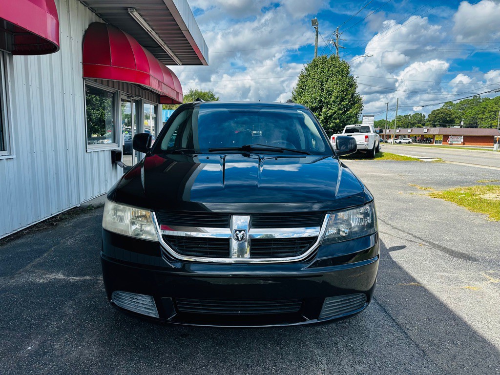 2011 Dodge Journey Image 2
