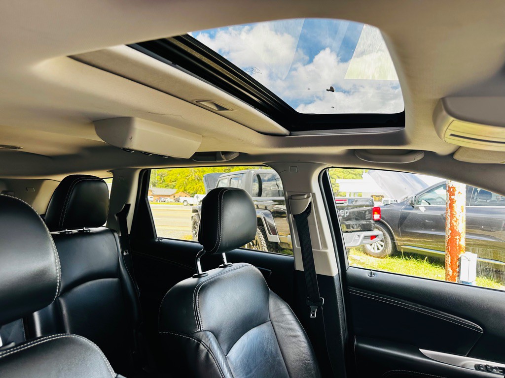 2011 Dodge Journey Image 11