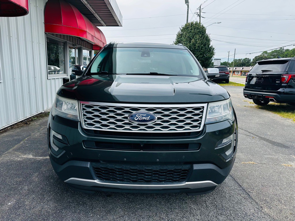 2016 Ford Explorer Image 2