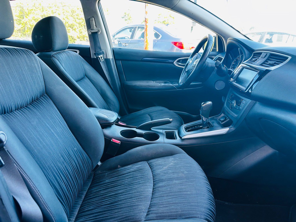 2019 Nissan Sentra Image 8