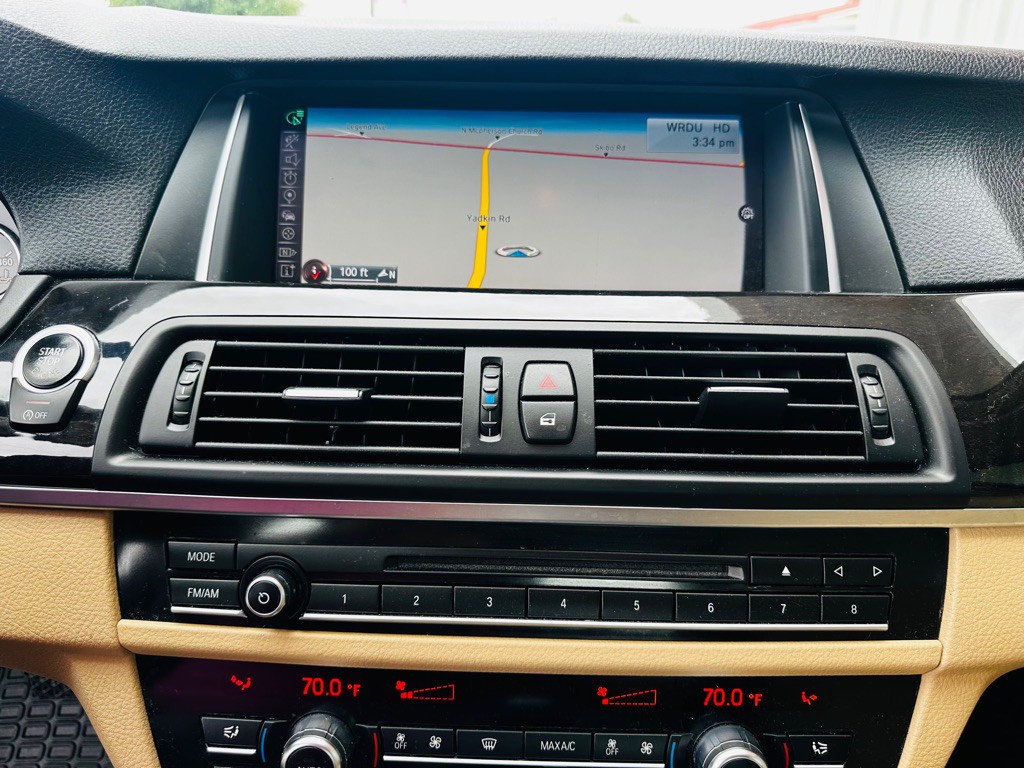 2016 BMW 5 Series Image 15