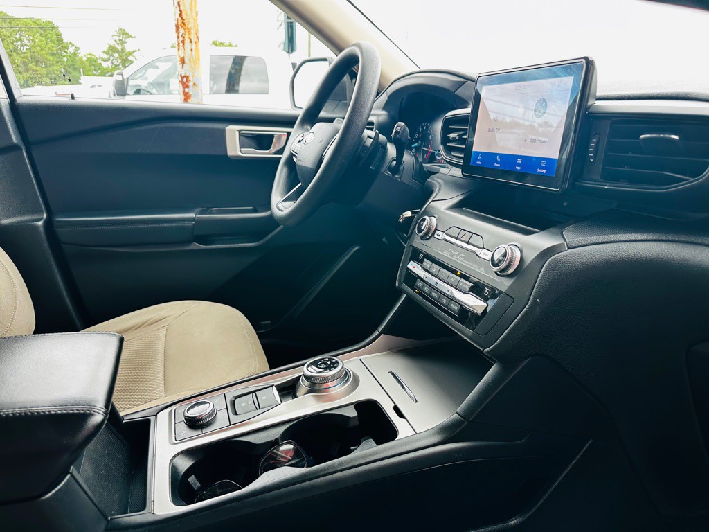 2020 Ford Explorer Image 11