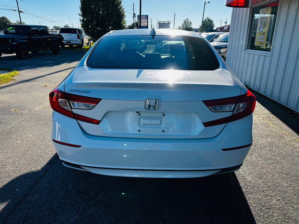 2019 Honda Accord Image 4