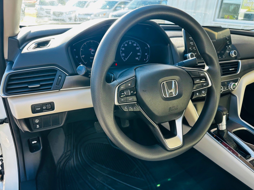 2019 Honda Accord Image 9