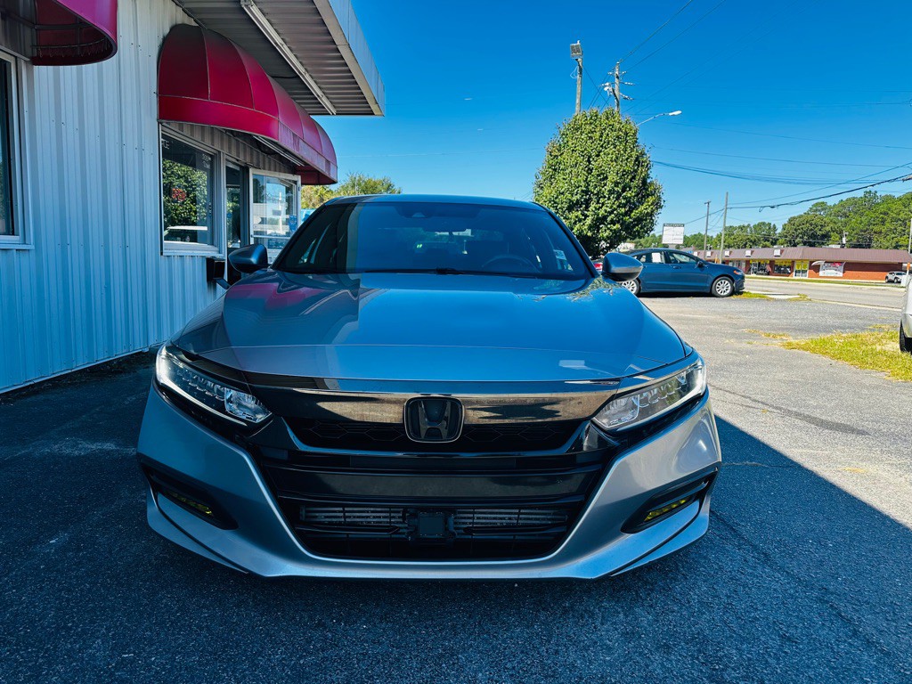 2018 Honda Accord Image 2