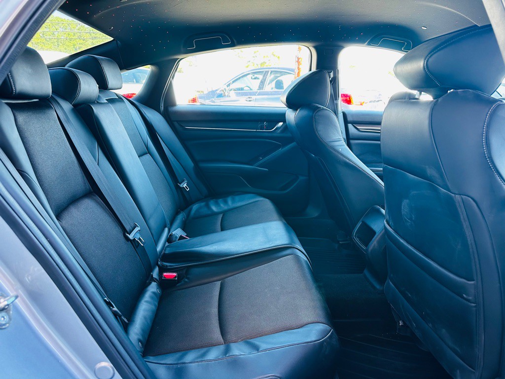 2018 Honda Accord Image 7