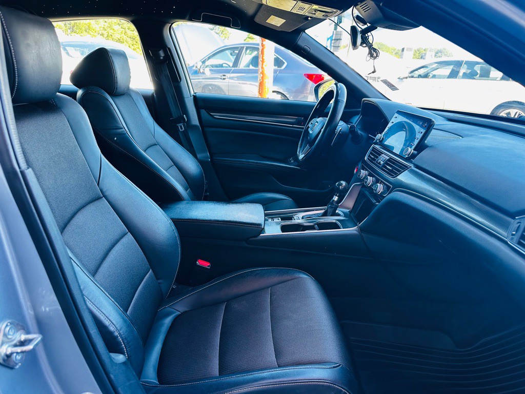 2018 Honda Accord Image 8