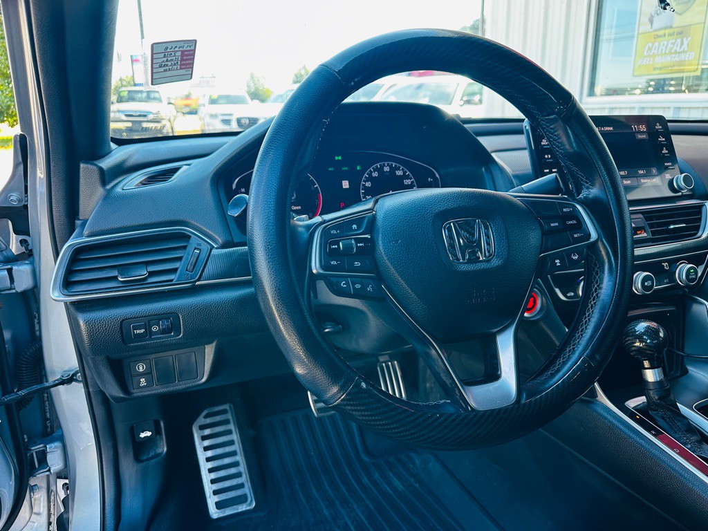 2018 Honda Accord Image 11