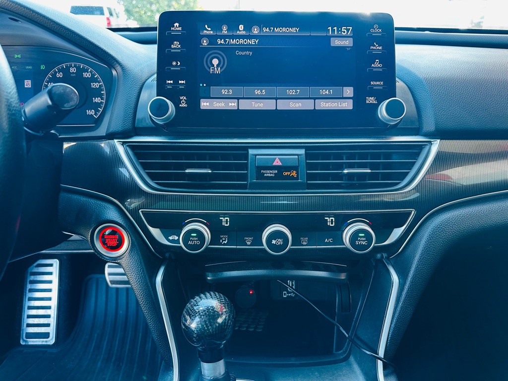 2018 Honda Accord Image 13