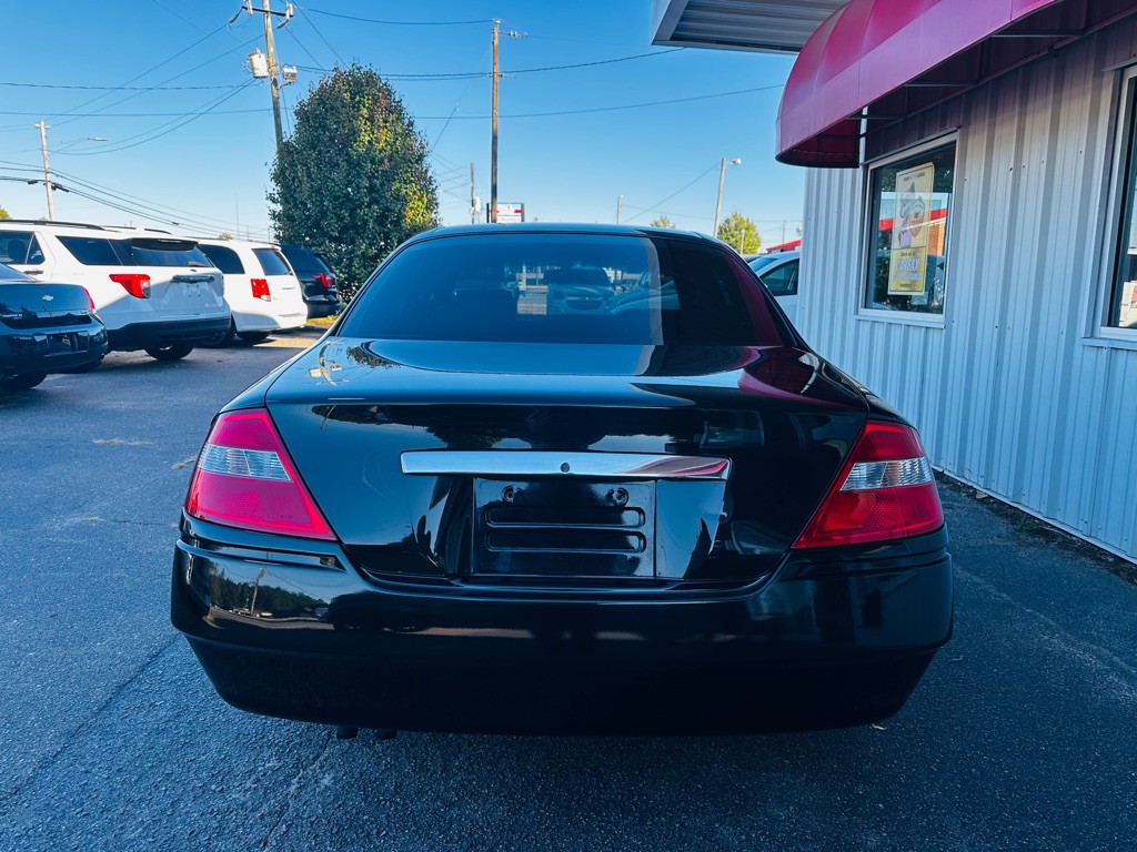 2000 Nissan Cedric Image 5