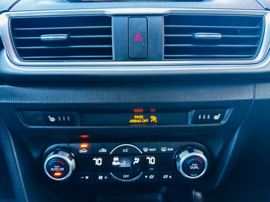 2018 Mazda Mazda3 Image 16