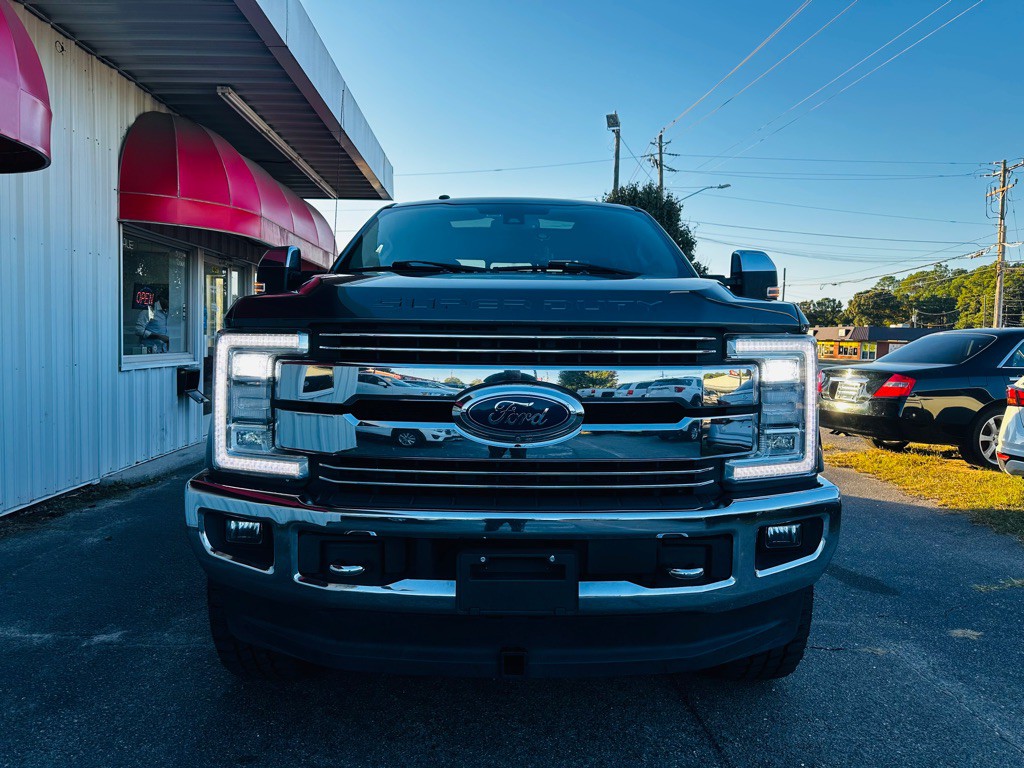 2018 Ford F-250 Image 2